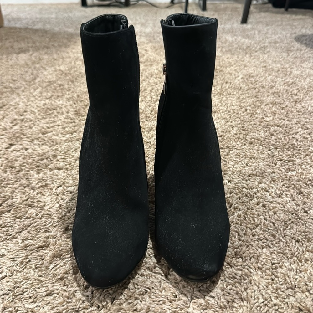 Pretty Little Thing booties